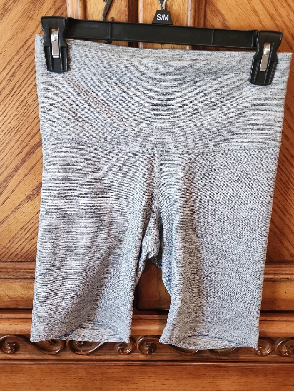 NWT Old Navy Active Core Go-Dry Heathered Gray High-Rise Bike Shorts S